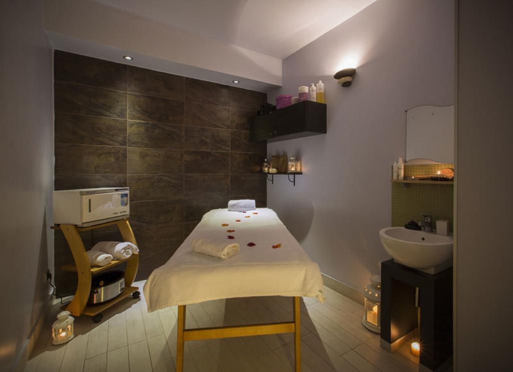 Hotel Vista Mare & Spa - Aperto Tutto L'Anno เชเซนาติโก ภายนอก รูปภาพ